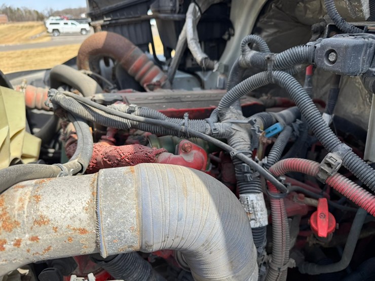 2014-international-4300-sba-image-41