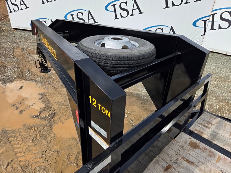 2024-massey-ferguson-8-image-12