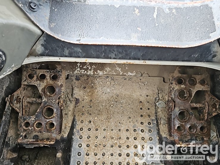 2017-bobcat-t650-image-24