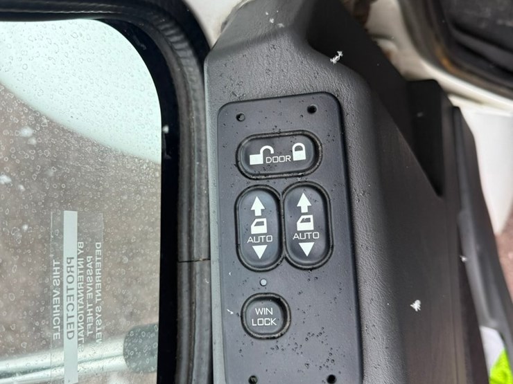 2013-international-4400-sba-image-47