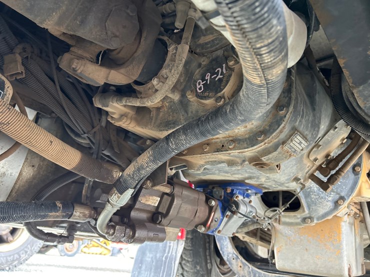 2005-peterbilt-357-image-37