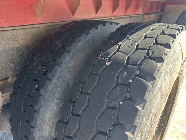 1986-international-f9370-image-57