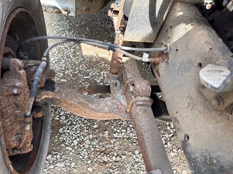 2000-international-4700-image-17