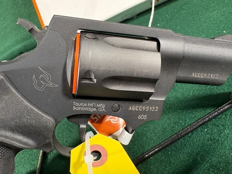 taurus-mdl-605-357-mag-revolver-image-4