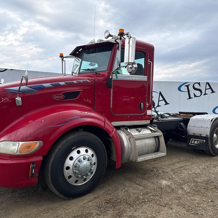 2008 PETERBILT 386