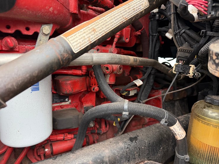 2020-kenworth-t800-image-19