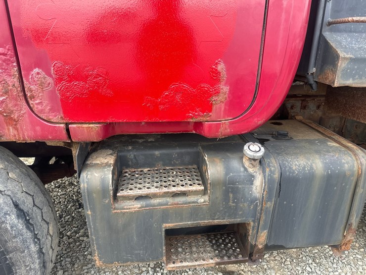 1986-mack-dm686s-image-14