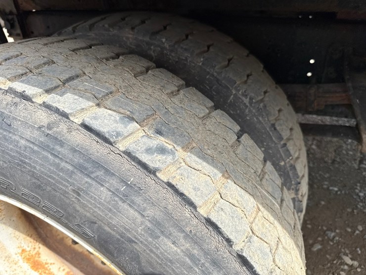 2000-international-4700-image-55