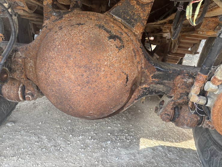 1999-sterling-l9513-image-69