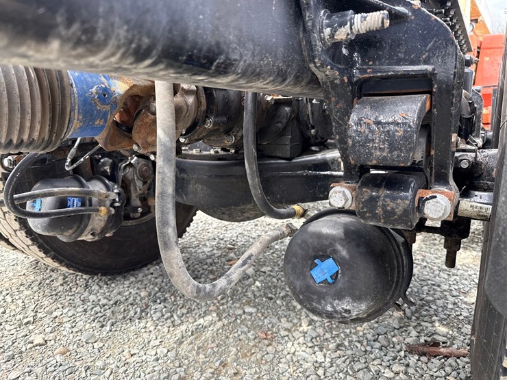 2019-massey-ferguson-8-image-46