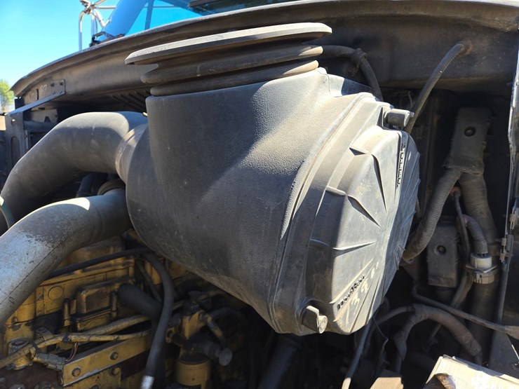 1999-caterpillar-c12-image-83