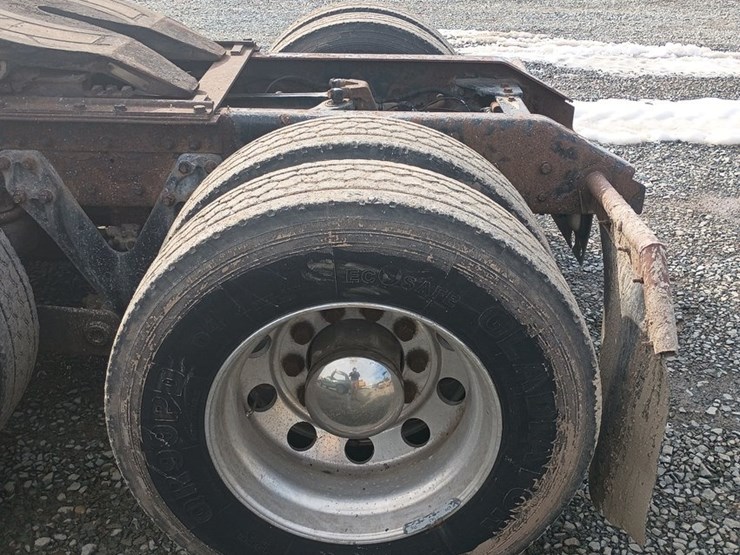 2002-kenworth-t600-image-78