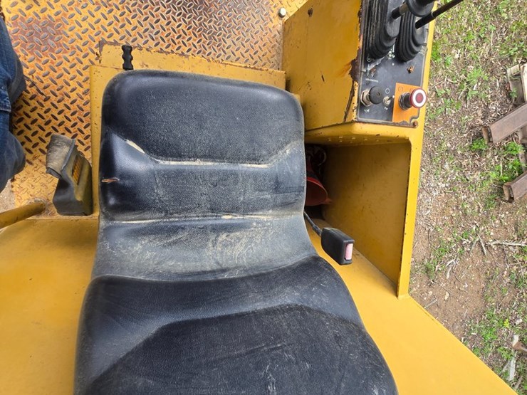 caterpillar-cp-323c-image-28