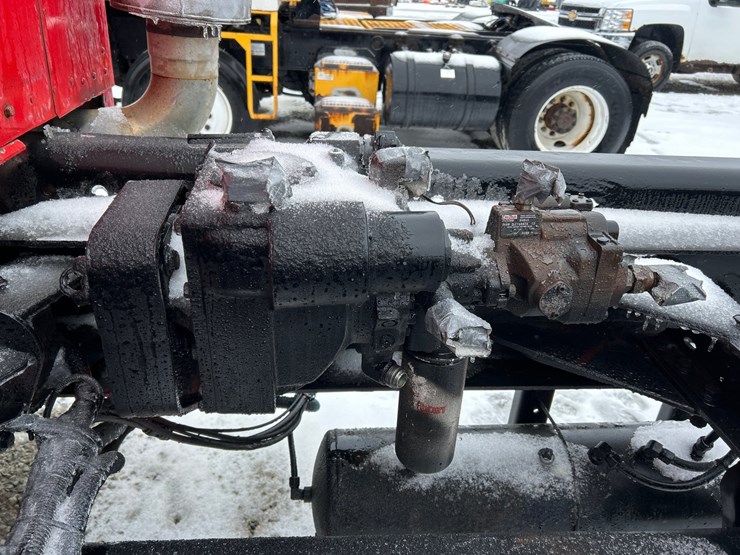 2007-kenworth-w900-image-24