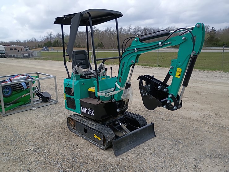 #24170-•-2025-agt-mh12rx-mini-excavator-image-6