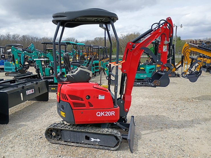 #24175-•-2025-agt-qk20r-mini-excavator-image-5
