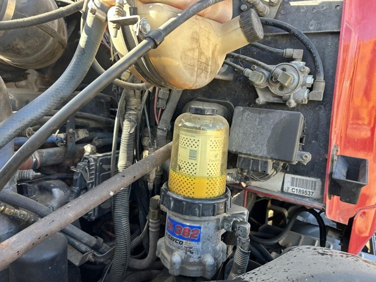 2003-massey-ferguson-8-image-43