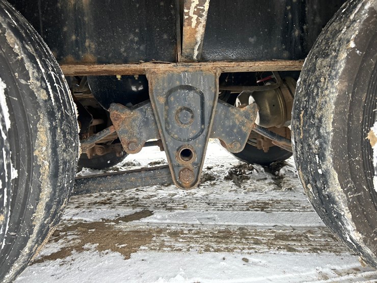 2020-massey-ferguson-8-image-29