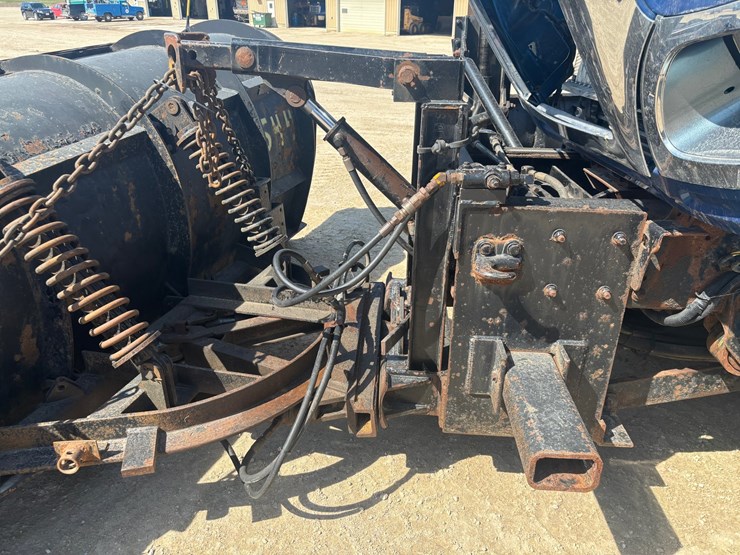 2006-international-7600-image-104