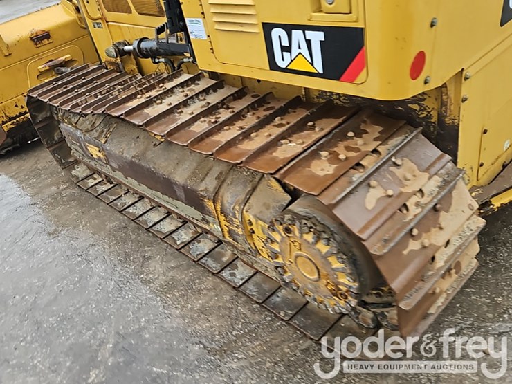 2012-caterpillar-d5k2-xl-image-23