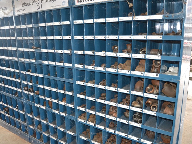 8-section-steel-shelf-w/-galvanized-&-black-irdn-pipe-fitting-image-5