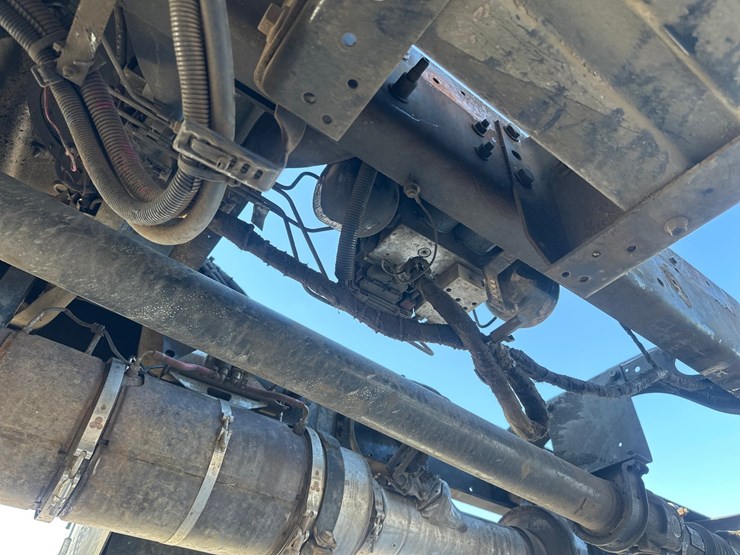 2012-ford-f650-image-45