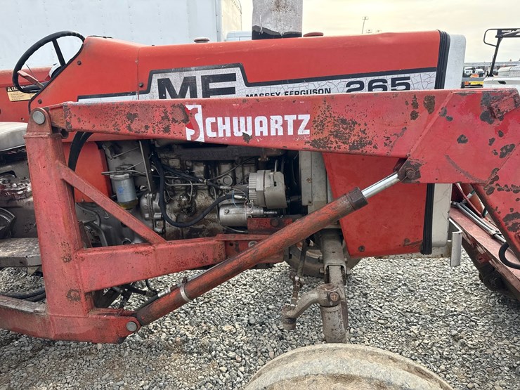 massey-ferguson-265-image-17