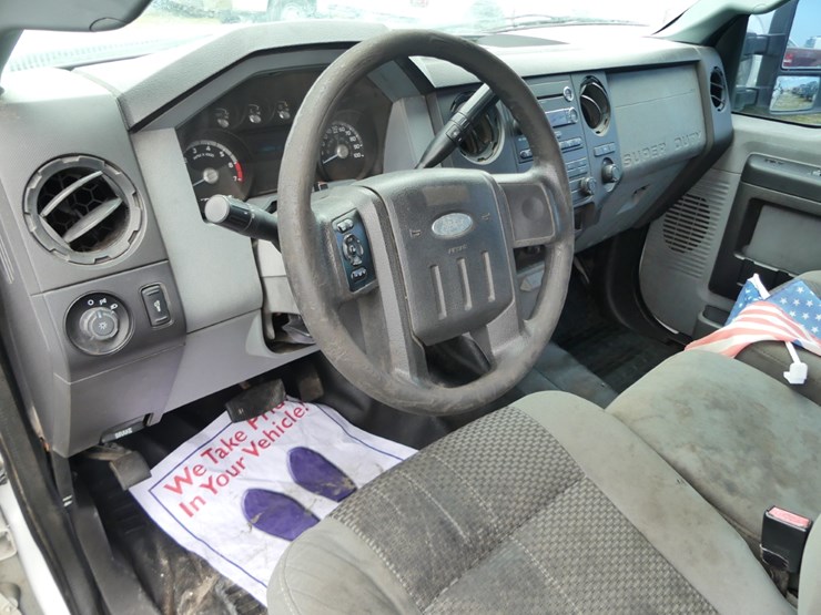 2012-ford-f250-xl-image-12