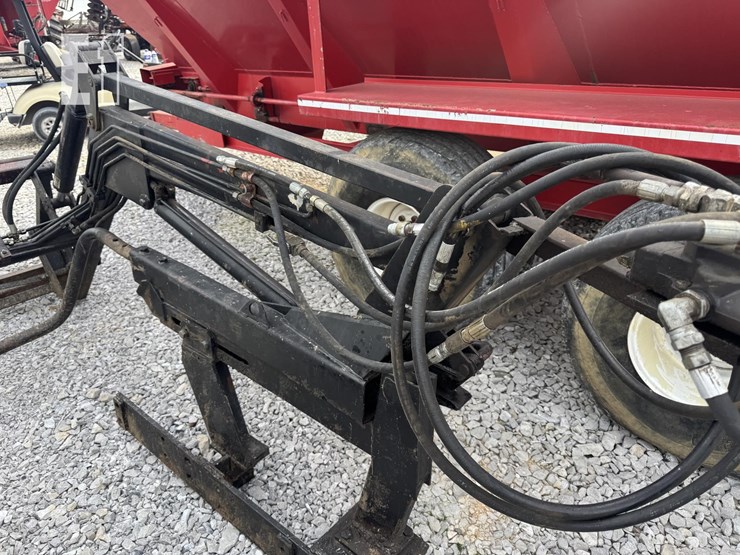 case-ih-5130-image-7