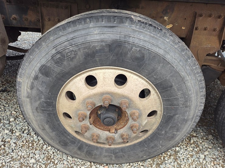 2006-massey-ferguson-8-image-85