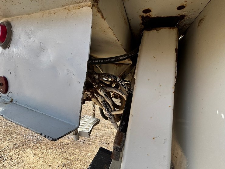 1999-caterpillar-3126-image-81