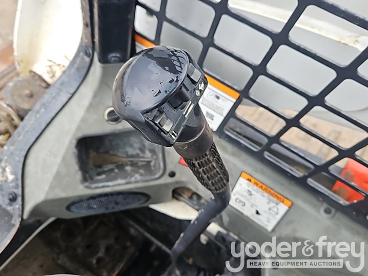 2017-bobcat-t650-image-22