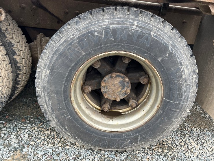 1999-mack-dm688s-image-91