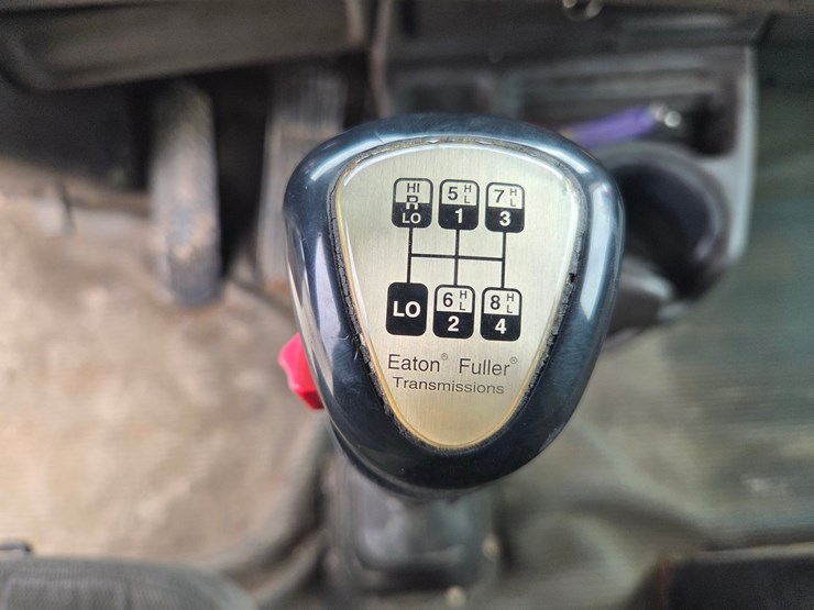 2005-kenworth-t600-image-68