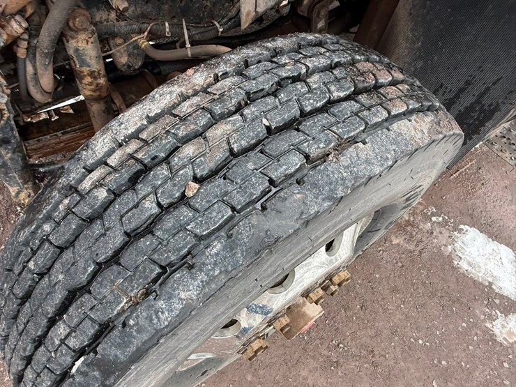 #1052-•-2007-international-7600sfa-tri-axle-dump-truck-image-60