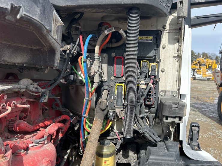 2017-kenworth-t680-image-65