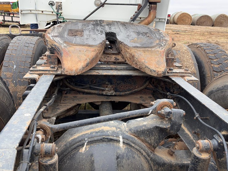 1994-volvo-wia-64t-sleeper-image-7