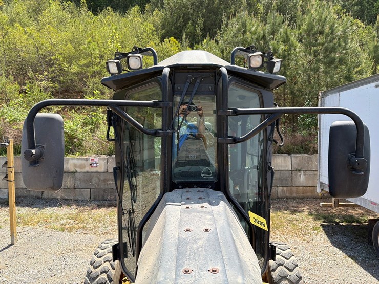 2018-caterpillar-12m3-image-41