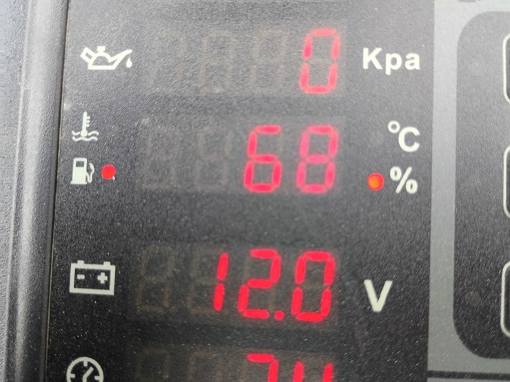 #24167-•-2025-diesel-digmaster-dm200-mini-excavator-image-18