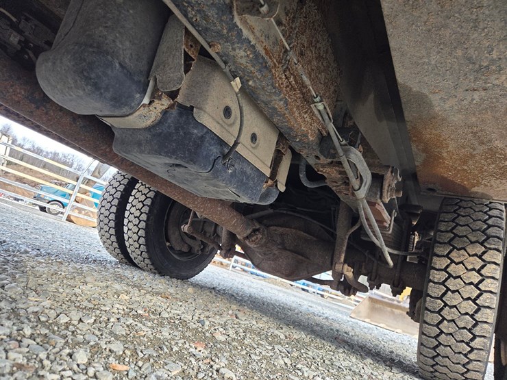 2018-ford-f550-xl-image-49