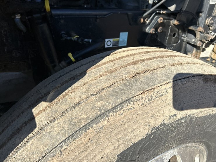 2020-kenworth-t880-image-76