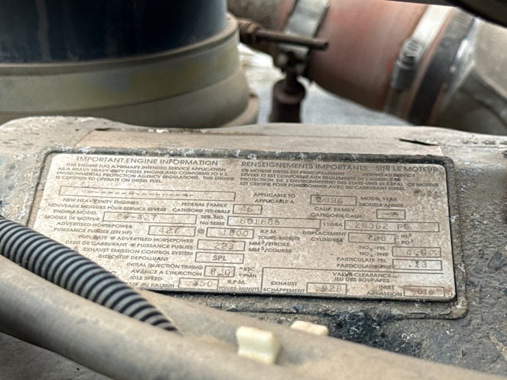1996-mack-ch613-image-19