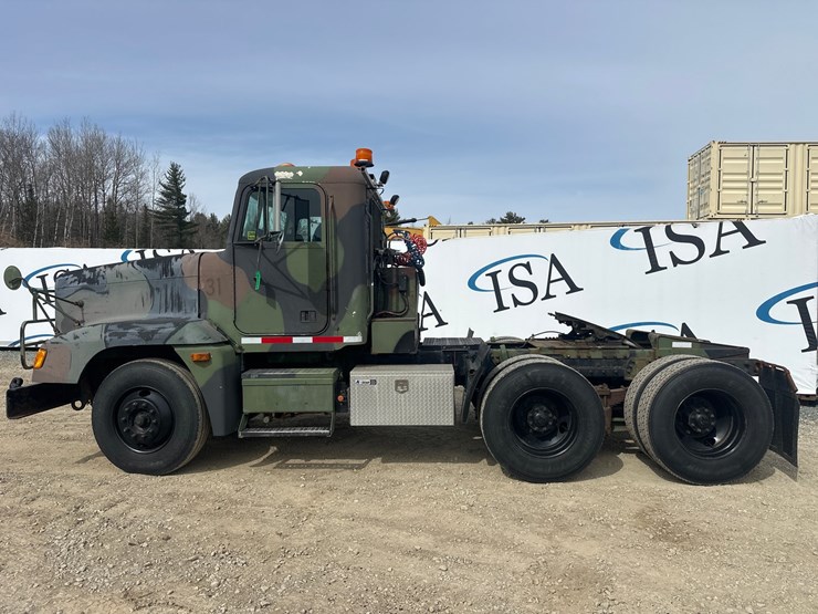 1992-massey-ferguson-8-image-2