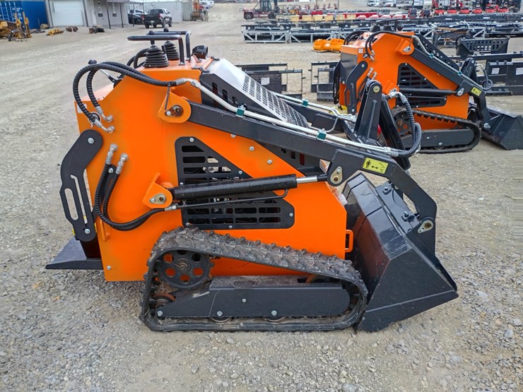 #23943-•-2025-arteer-qb-480-mini-skid-steer-[damaged]-image-5