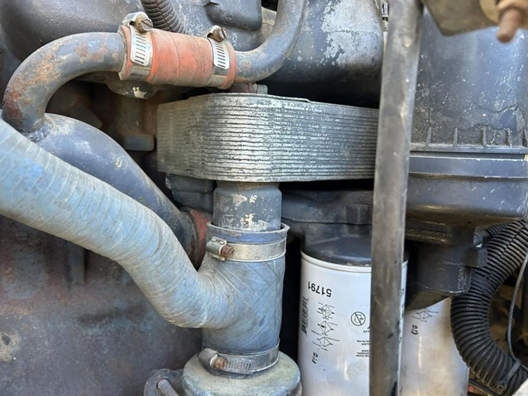 2003-massey-ferguson-8-image-45