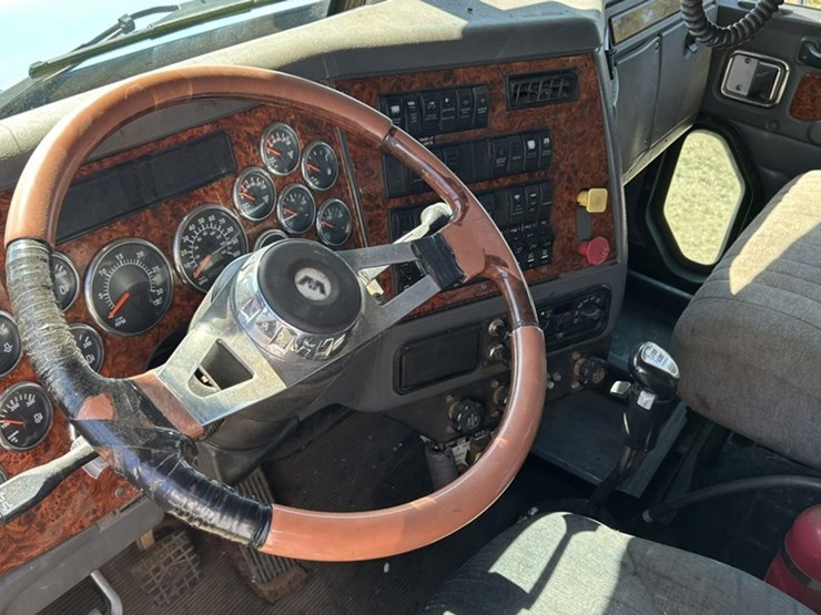 2006-western-star-4900-image-87