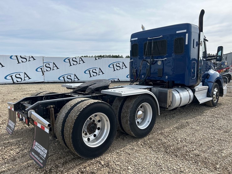 2019-kenworth-t680-image-5