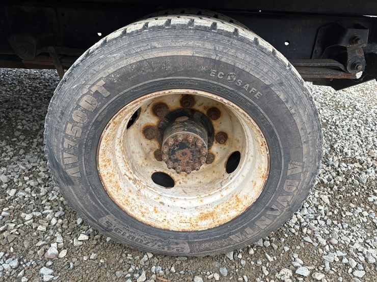 2000-gmc-t6500-image-72