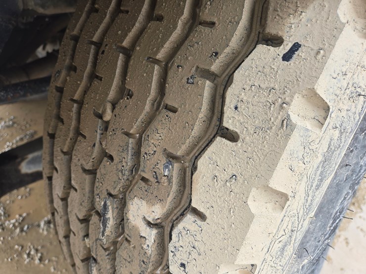 massey-ferguson-8-image-138