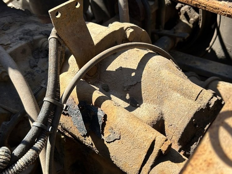 #1114-•-2005-western-star-tri-axle-heavy-haul-truck-tractor-image-24